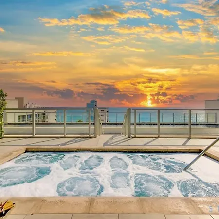 Near Beach - Rooftop Pool - Hot Tub - Broad-Walk Hollywood Exterior photo