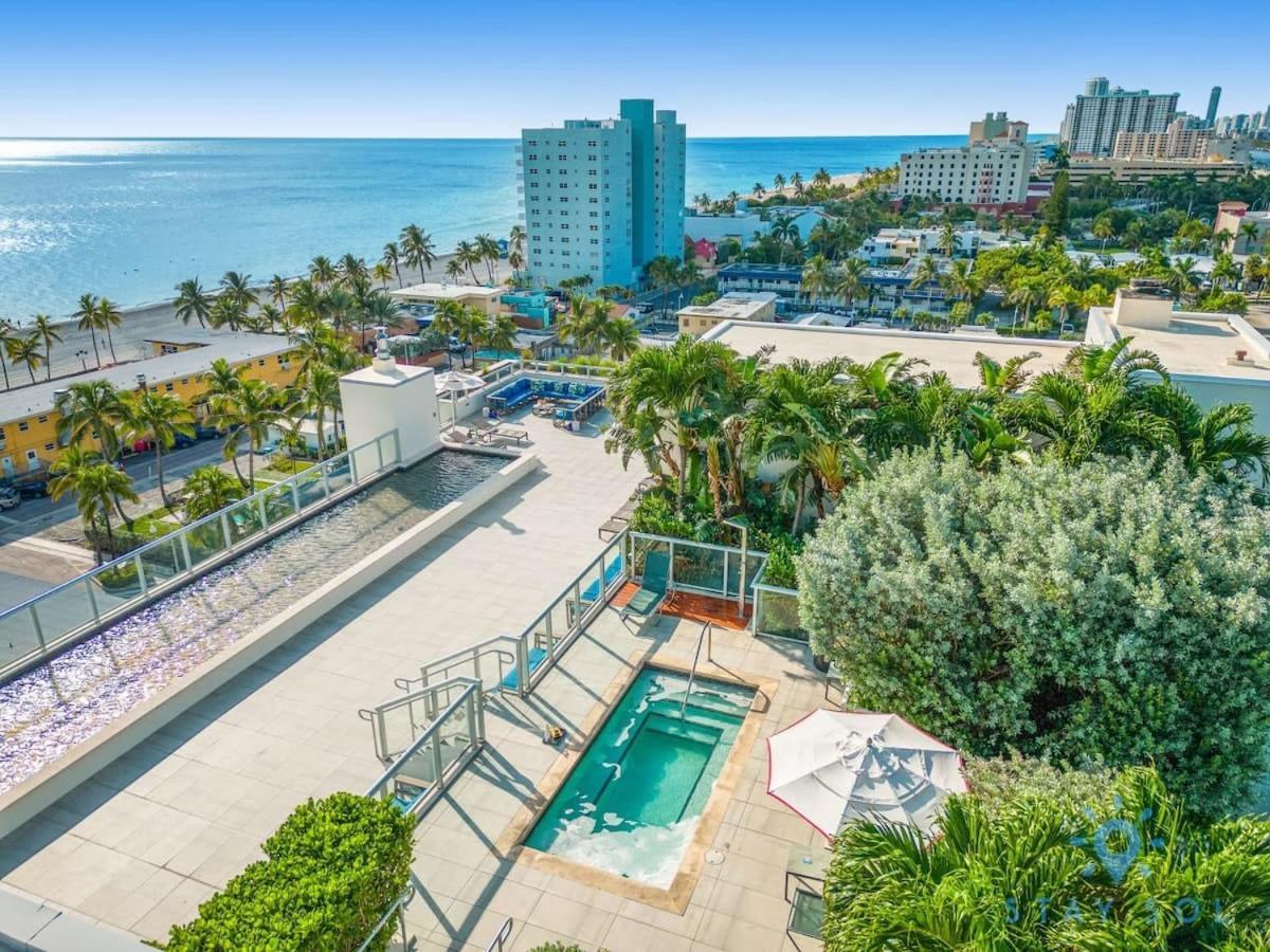 Near - Rooftop Pool - Hot Tub - Broad-walk Hollywood