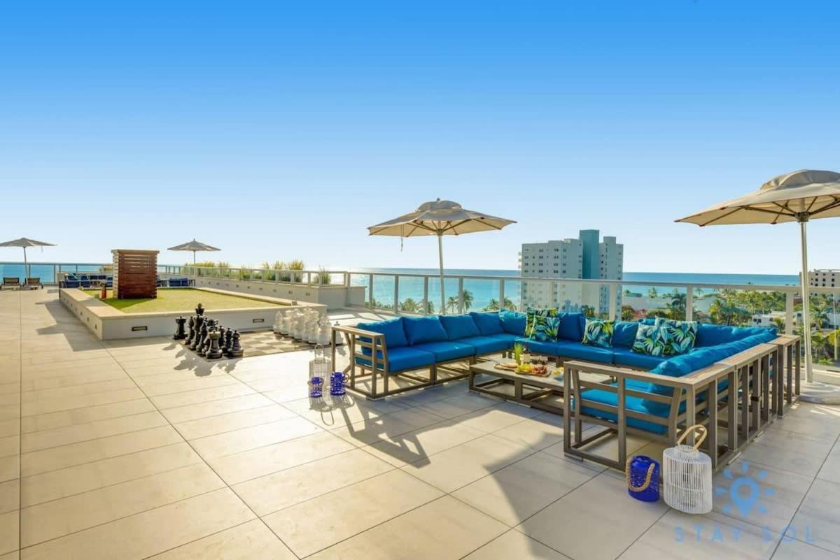 Near - Rooftop Pool - Hot Tub - Broad-walk Apartment