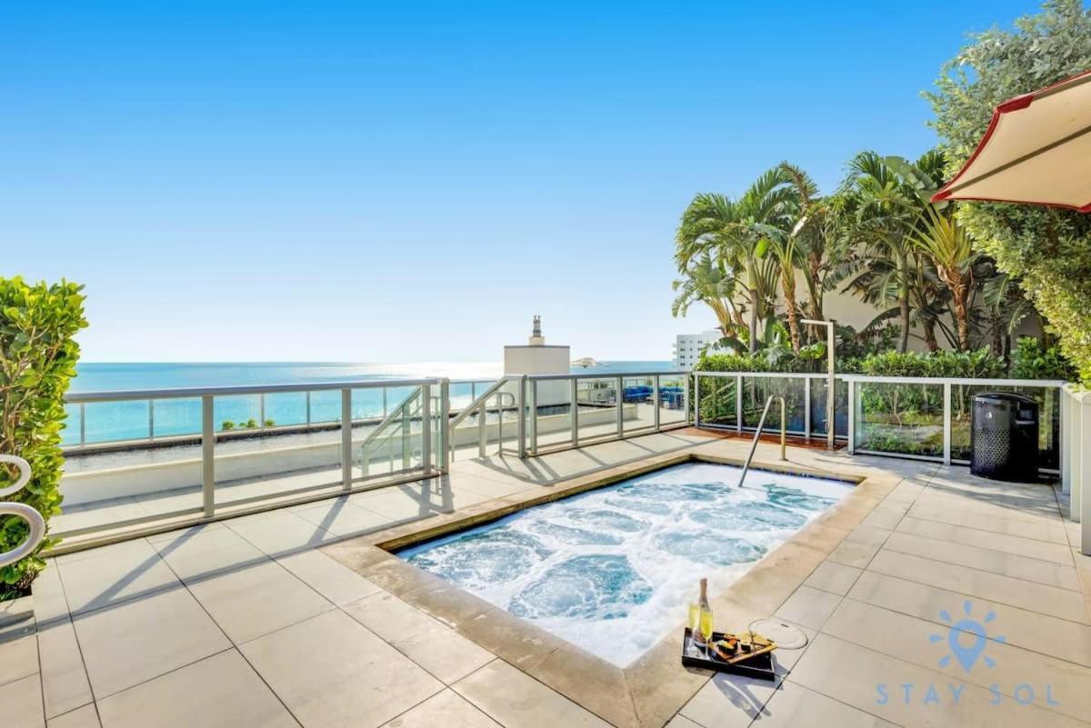 Near - Rooftop Pool - Hot Tub - Broad-walk Hollywood