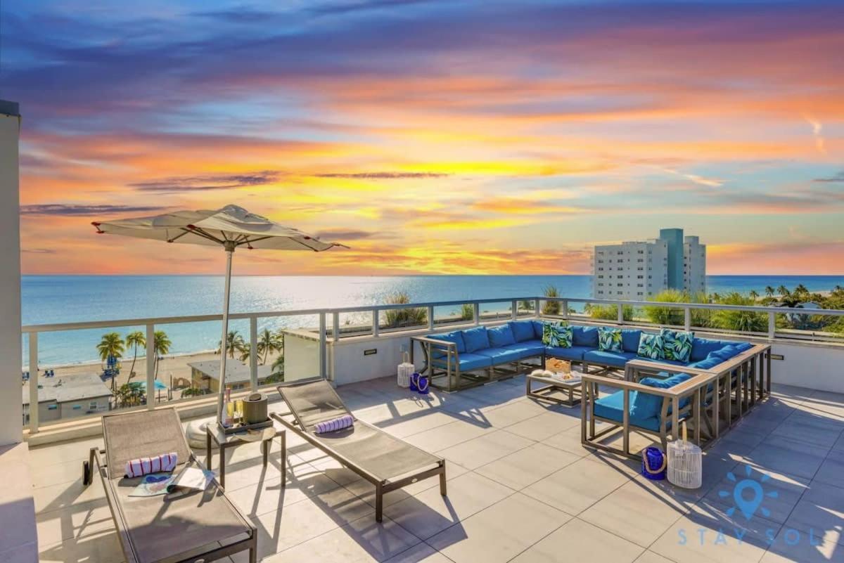 Near - Rooftop Pool - Hot Tub - Broad-walk Apartment Hollywood
