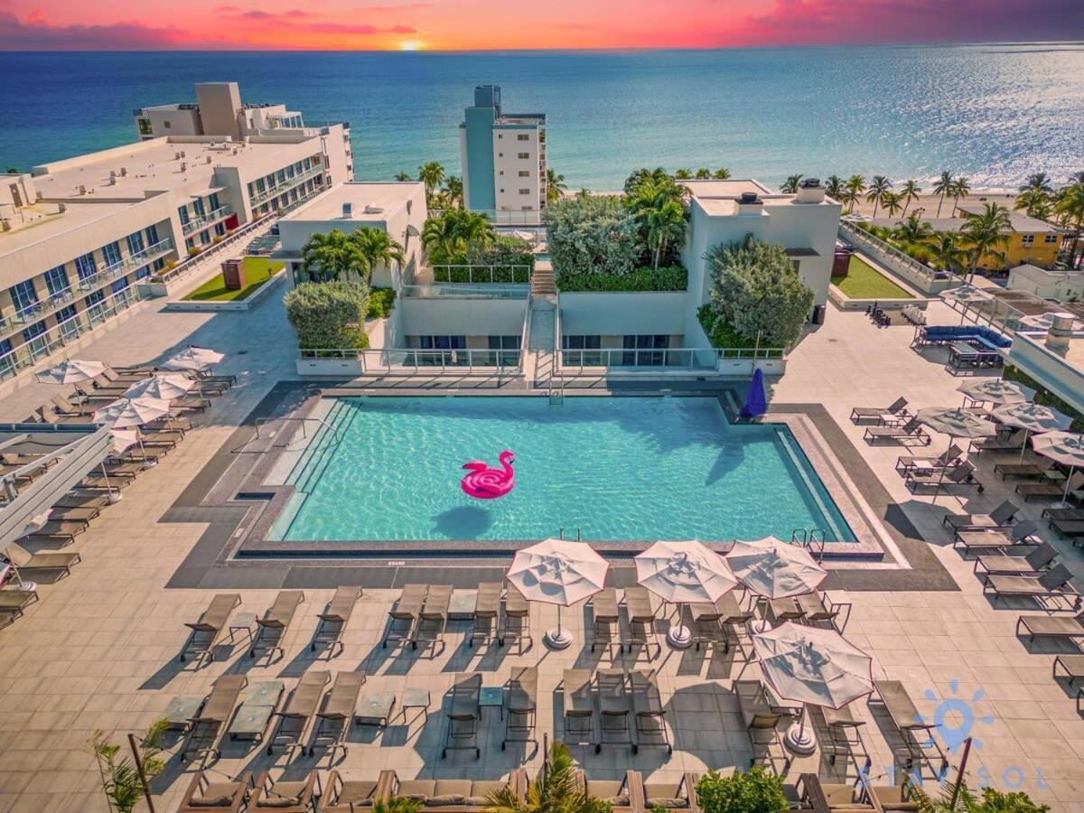 Apartment Near - Rooftop Pool - Hot Tub - Broad-walk Hollywood